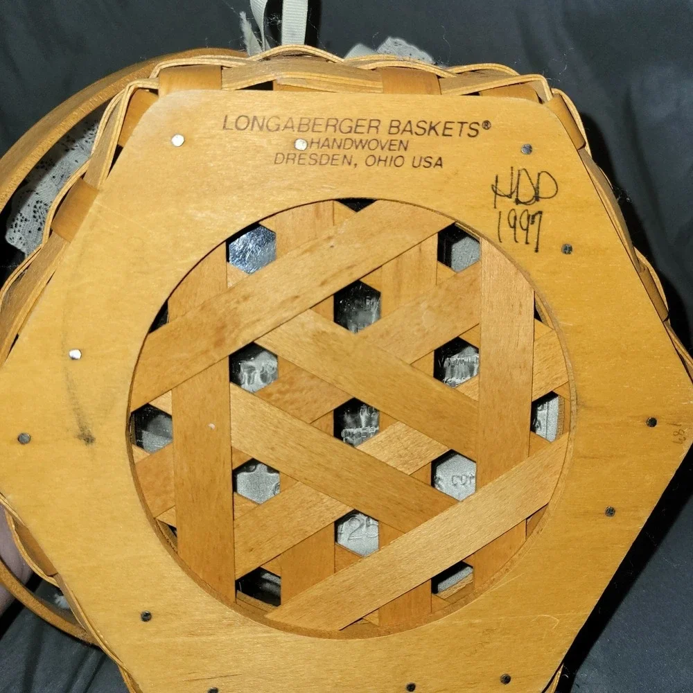 1997 Longaberger Christmas Collection Snowflake Basket Combo w/ Liner Protector